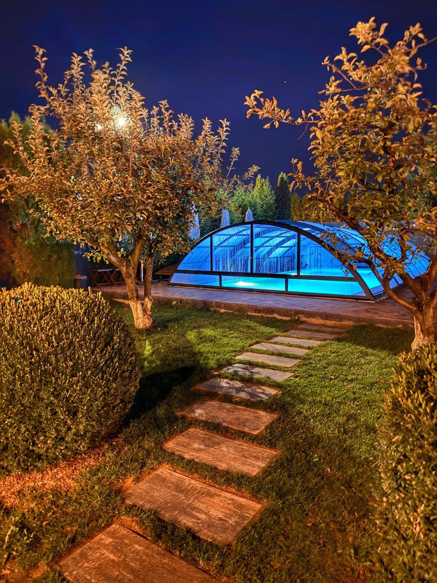Orchard Villa Брашов Екстериор снимка