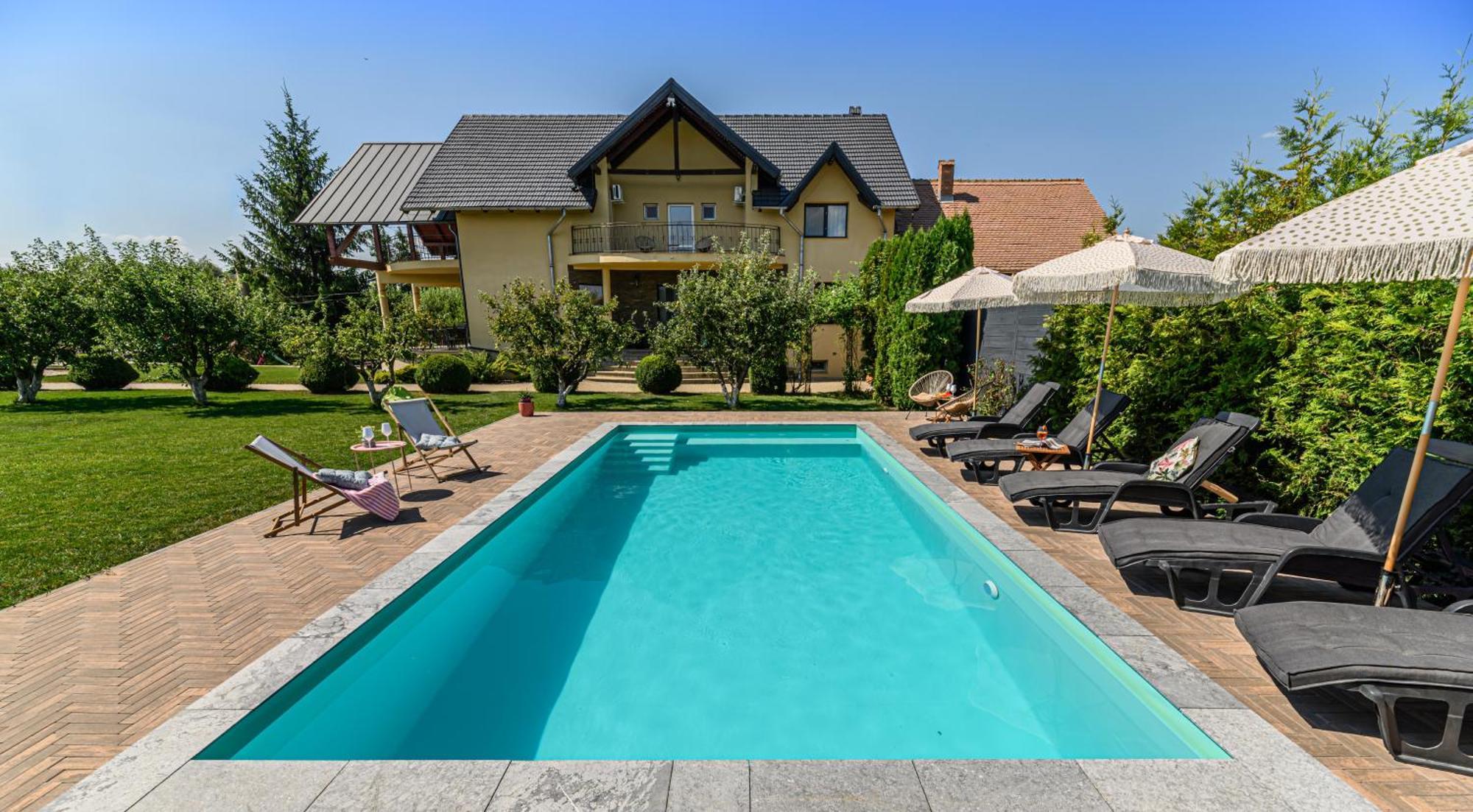 Orchard Villa Брашов Екстериор снимка